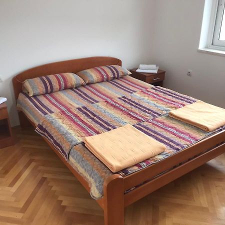 Apartman Azra Требинье Экстерьер фото