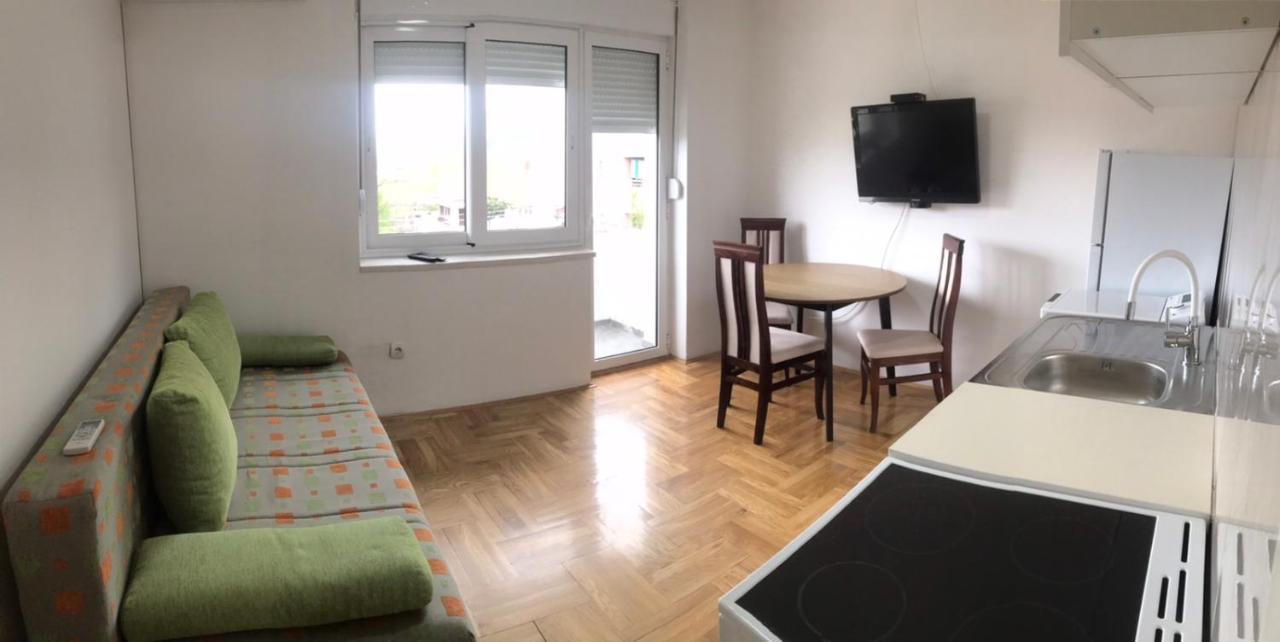 Apartman Azra Требинье Экстерьер фото